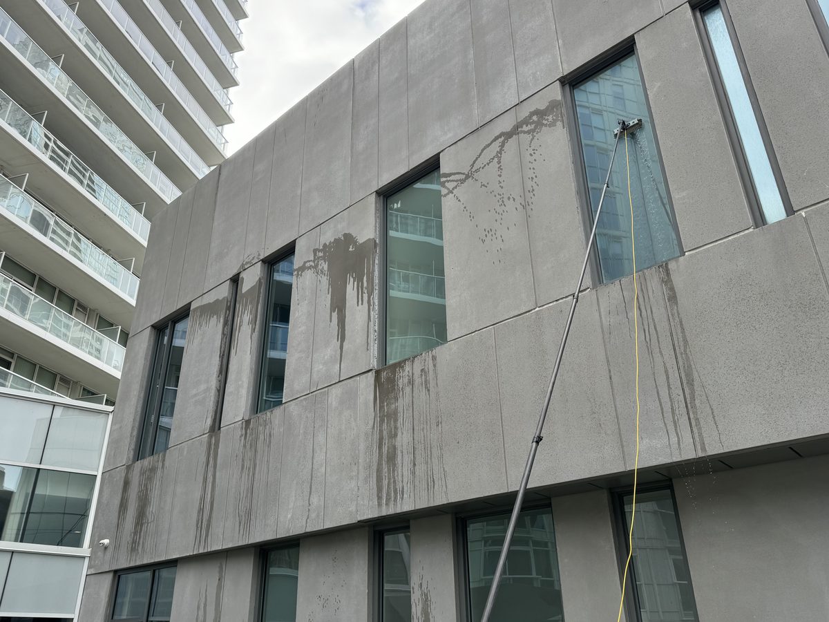 Power washing driveway and deck Georgian Bay